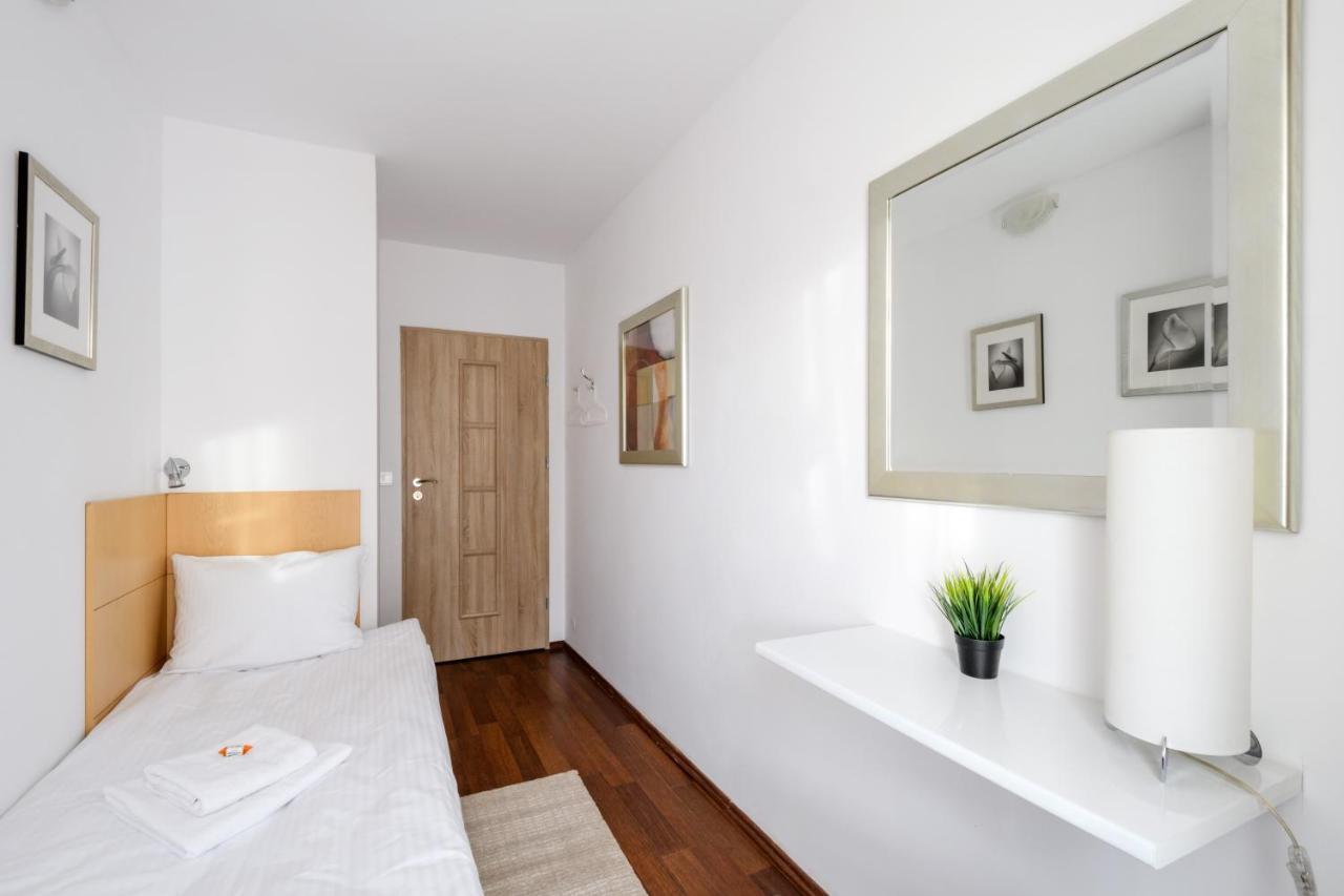 404 Rooms Zamiany Ursynow Varsó Kültér fotó
